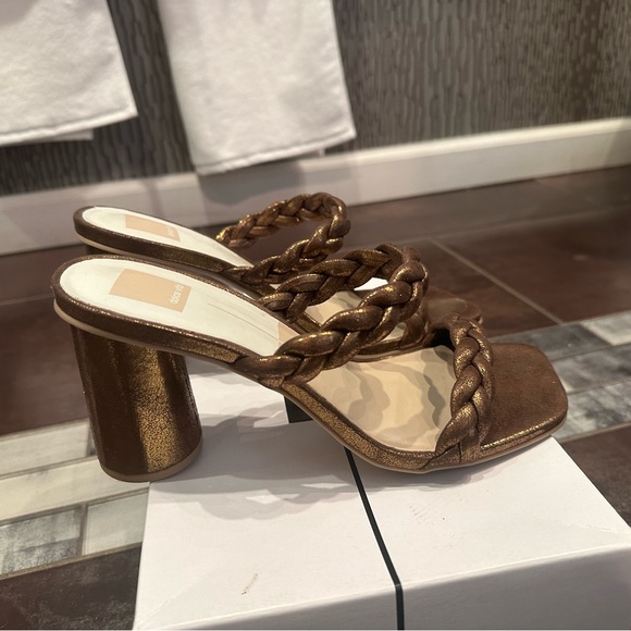 Dolce Vita Paily Braided Sandal - Bronze Metallic 8.5 - Picture 4 of 8